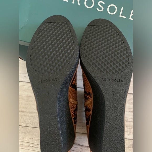 NIB Aerosoles Brandi Women's Ankle Boot in Brown Faux Leather, Size 7 - Picture 6 of 12